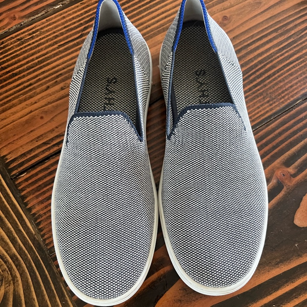 Navy Rothys